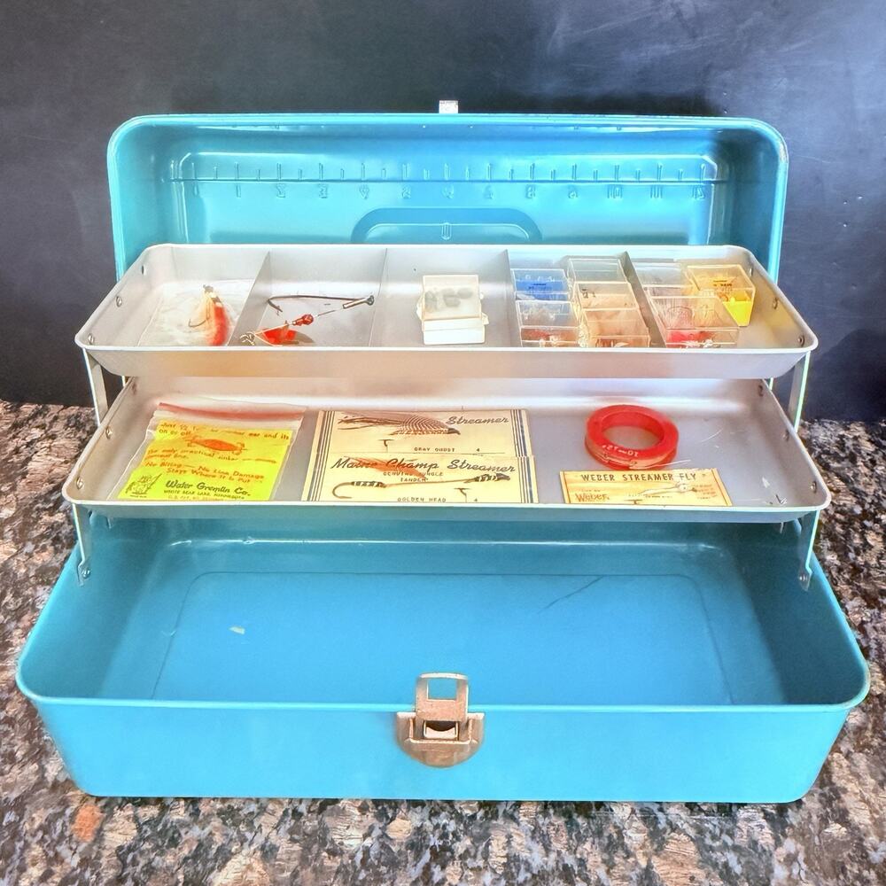 Vintage Loc-Wel 1356 Blue Metal Tackle Box Liberty Steel Fishing Lures USA 13”